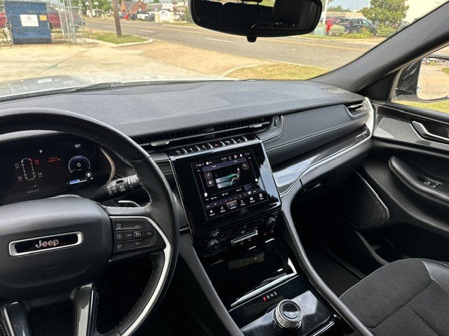 2022 Jeep Grand Cherokee L Altitude