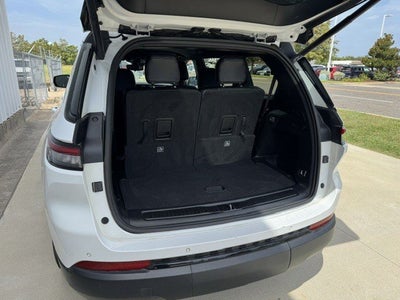 2022 Jeep Grand Cherokee L Altitude
