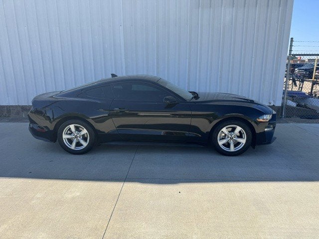 2021 Ford Mustang COUPE