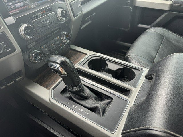 2015 Ford F-150 CREW CAB