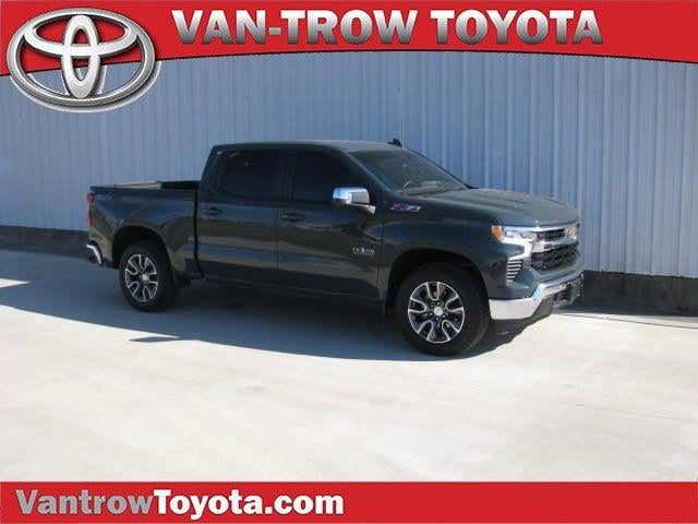 2025 Chevrolet Silverado LT