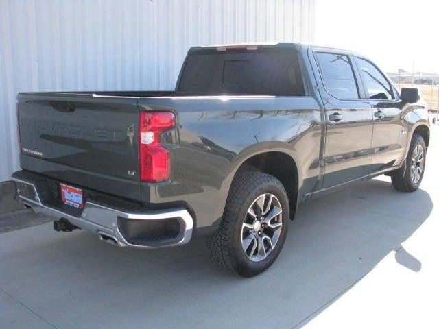 2025 Chevrolet Silverado LT