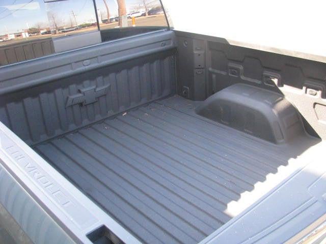 2025 Chevrolet Silverado LT