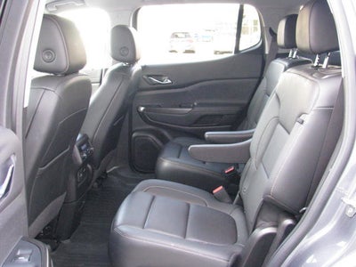 2022 GMC Acadia SLT