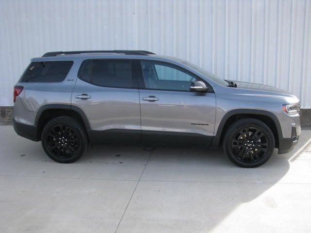 2022 GMC Acadia SLT
