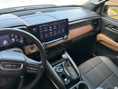 2024 GMC Canyon 4WD AT4