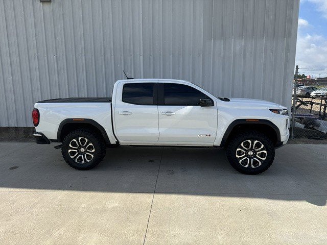 2024 GMC Canyon 4WD AT4