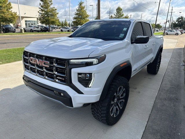 2024 GMC Canyon 4WD AT4