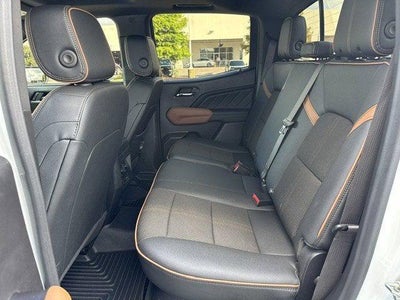 2024 GMC Canyon 4WD AT4
