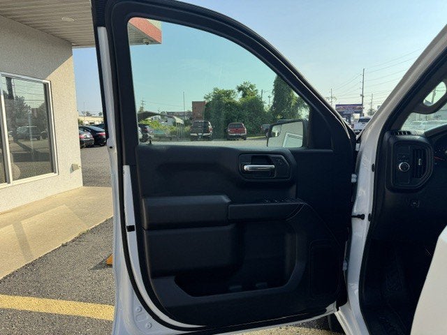 2024 GMC Sierra Pro