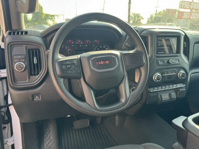 2024 GMC Sierra Pro