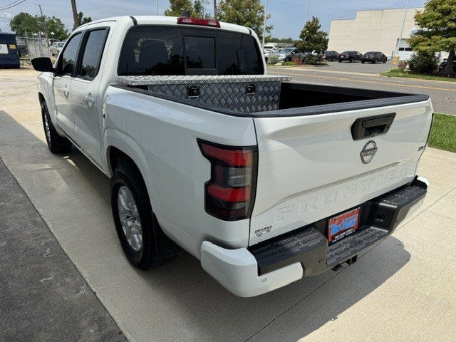 2022 Nissan Frontier SV