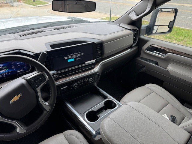 2025 Chevrolet Silverado HD LT