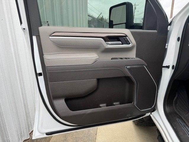 2025 Chevrolet Silverado HD LT