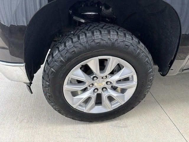 2023 Chevrolet Silverado LT