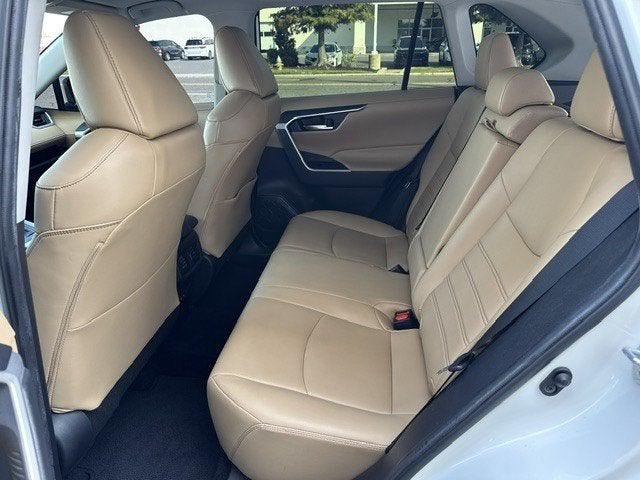 2020 Toyota RAV4 XLE Premium