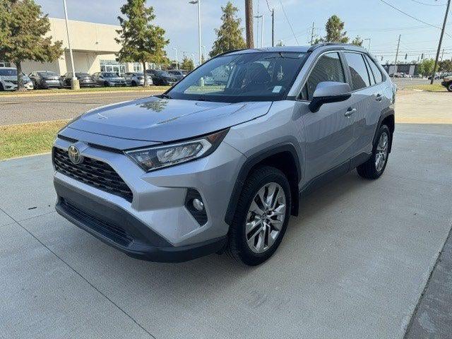 2020 Toyota RAV4 XLE Premium