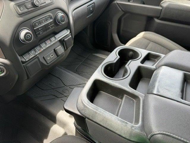 2022 Chevrolet Silverado Custom