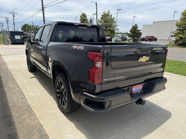 2022 Chevrolet Silverado Custom