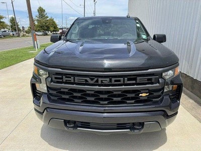 2022 Chevrolet Silverado Custom