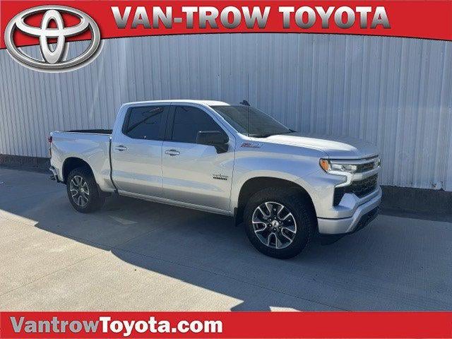 2022 Chevrolet Silverado RST