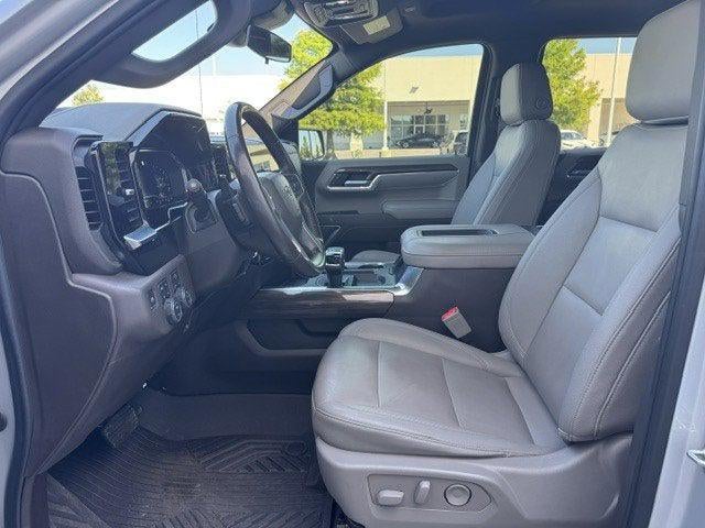 2022 Chevrolet Silverado RST