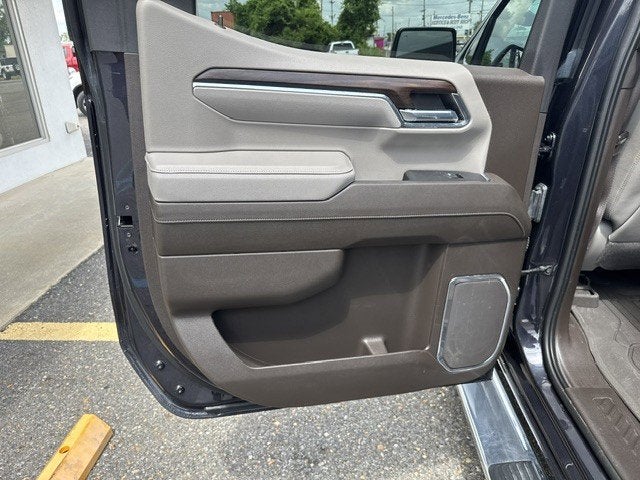 2024 GMC Sierra SLT