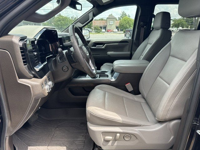 2024 GMC Sierra SLT
