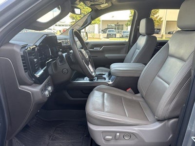 2023 GMC Sierra SLT