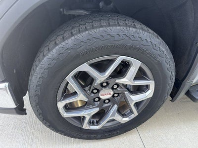 2023 GMC Sierra SLT