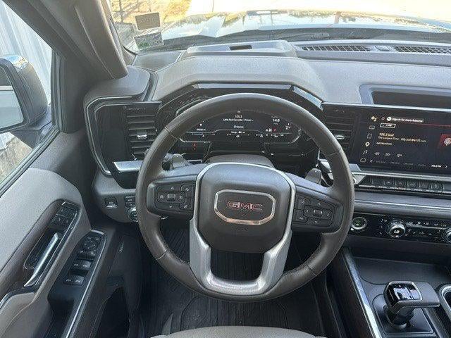 2023 GMC Sierra SLT