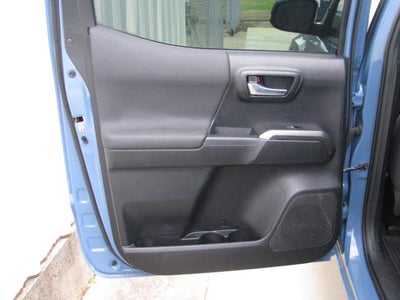 2019 Toyota TACOMA 4WD DCAB CREW CAB