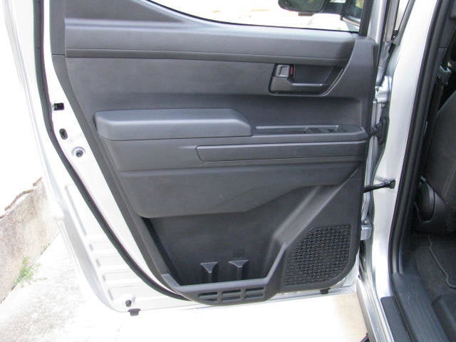 2024 Toyota TACOMA SR5 SR5