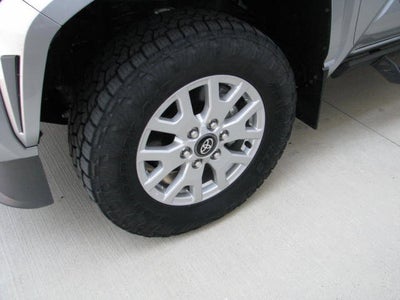 2024 Toyota TACOMA SR5 SR5