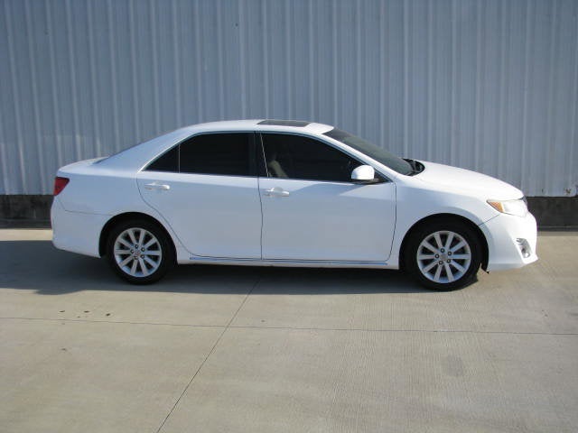 2012 Toyota CAMRY XLE