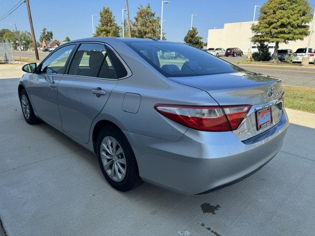 2015 Toyota CAMRY LE