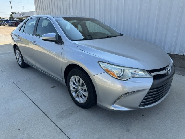 2015 Toyota CAMRY LE