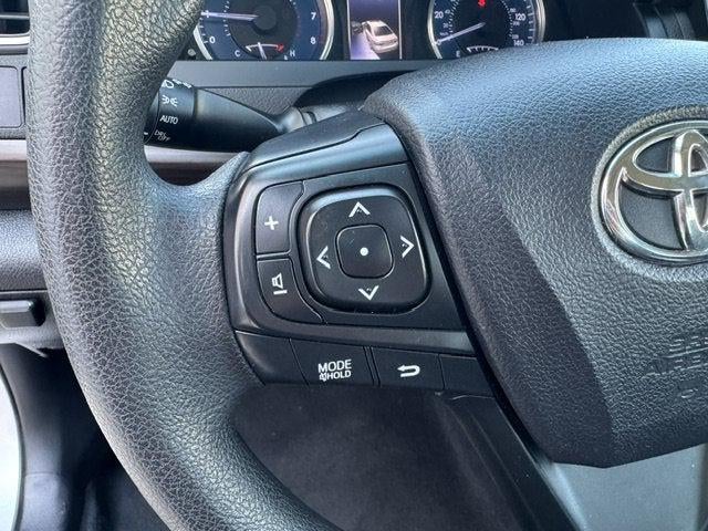 2015 Toyota CAMRY LE