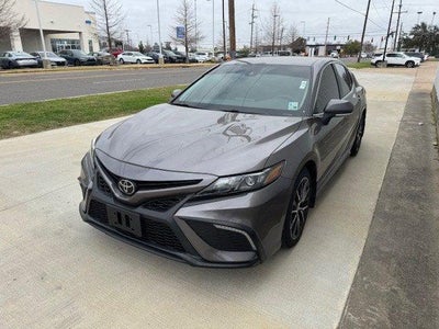 2024 Toyota CAMRY SE