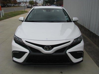 2022 Toyota CAMRY SE