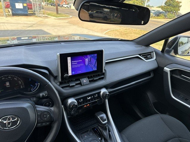 2024 Toyota RAV4 Hybrid SE