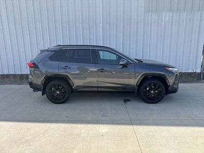 2024 Toyota RAV4 Hybrid SE