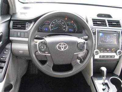 2014 Toyota CAMRY LE