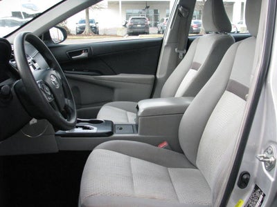 2014 Toyota CAMRY LE