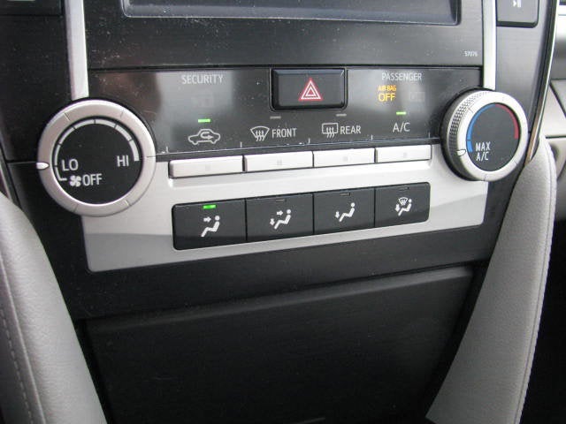 2014 Toyota CAMRY LE