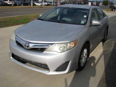 2014 Toyota CAMRY LE