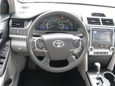 2014 Toyota CAMRY LE