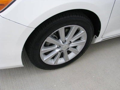 2012 Toyota CAMRY XLE