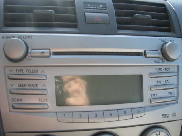 2011 Toyota CAMRY LE