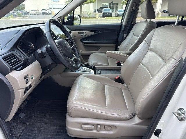 2019 Honda Pilot Touring 8-Passenger